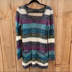 Rue21 knit long Sweater size L With pockets